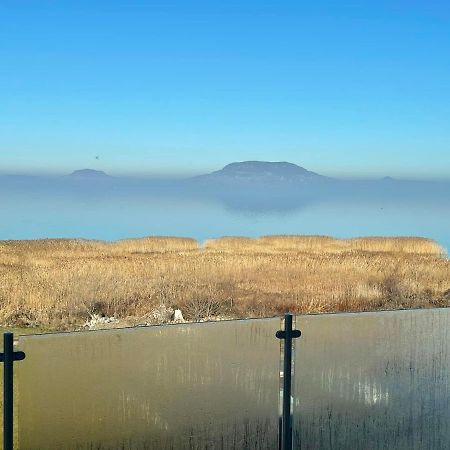 Fenyves Beach Apartman Delux Balatonfenyves Bagian luar foto